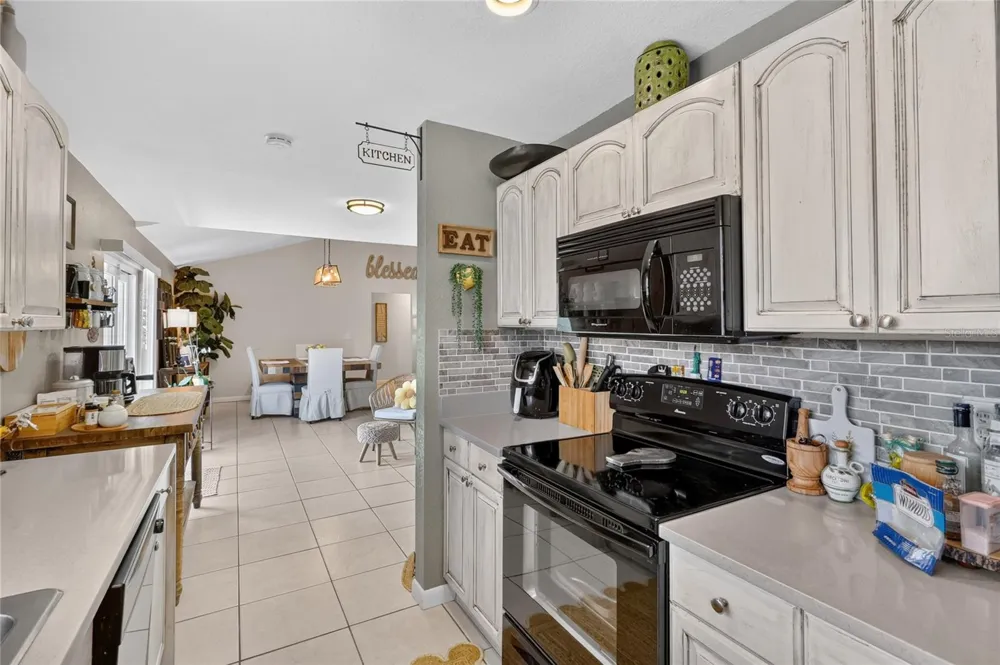 4934 WILDFLOWER DRIVE Lakeland, FL 33811