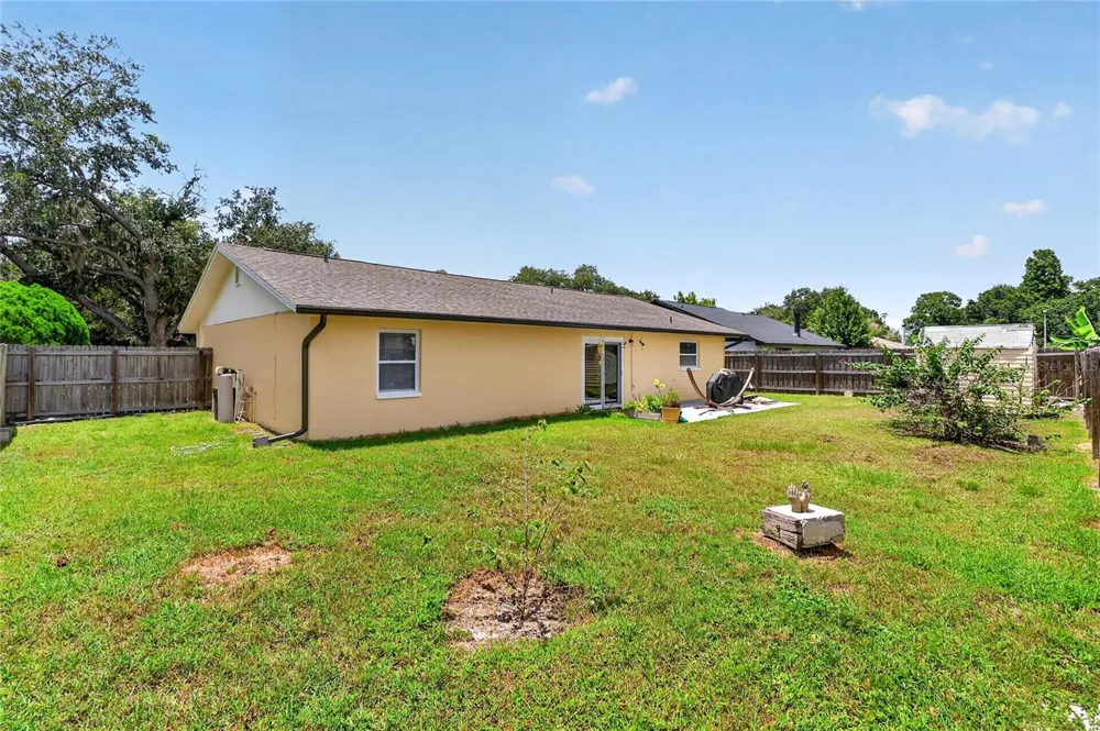 4934 WILDFLOWER DRIVE Lakeland, FL 33811
