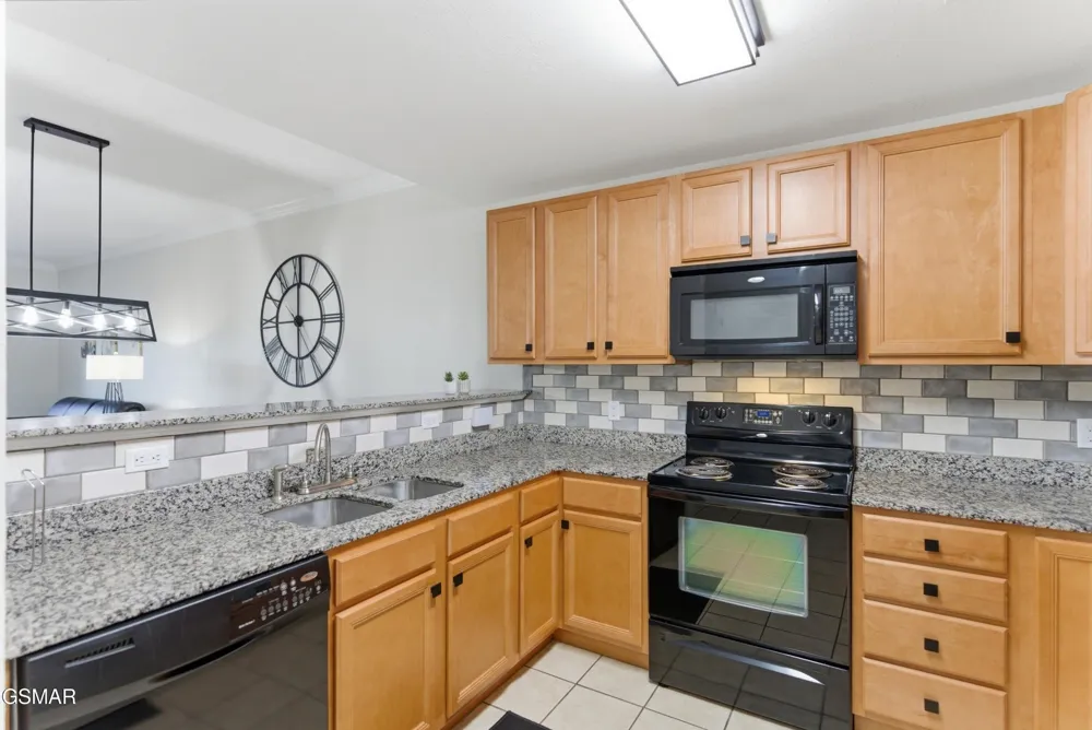 124 Plaza Drive #1104 Pigeon Forge, TN 37863