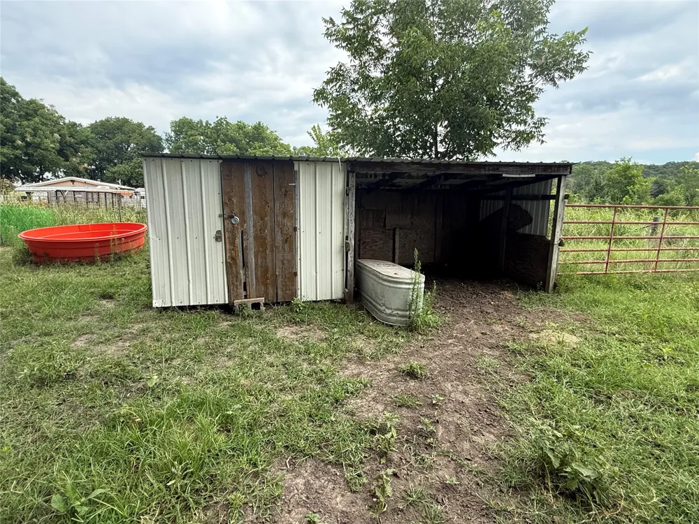 2202 John Dahl Avenue Pawhuska, OK 74056