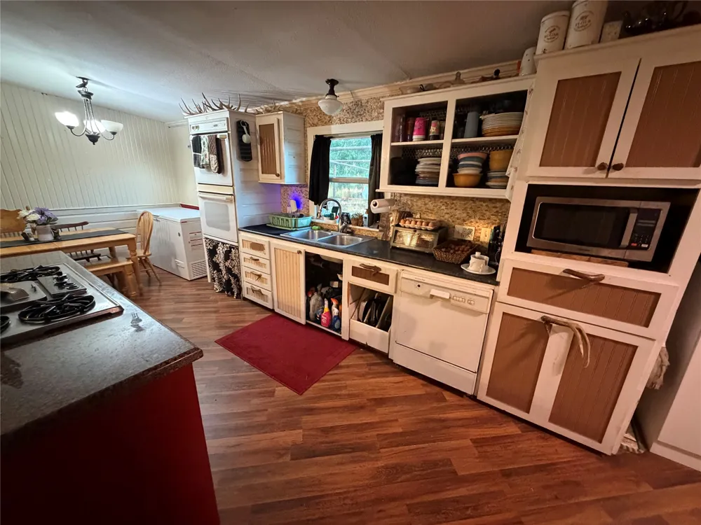 2202 John Dahl Avenue Pawhuska, OK 74056