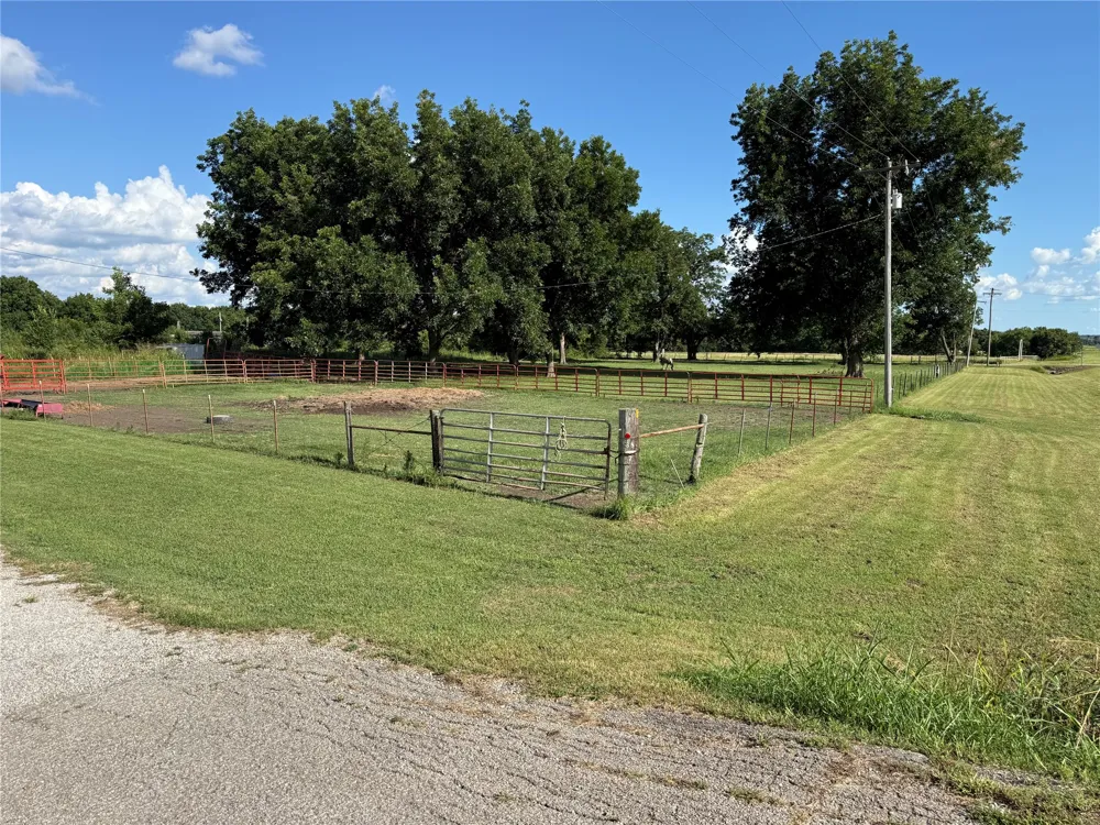2202 John Dahl Avenue Pawhuska, OK 74056