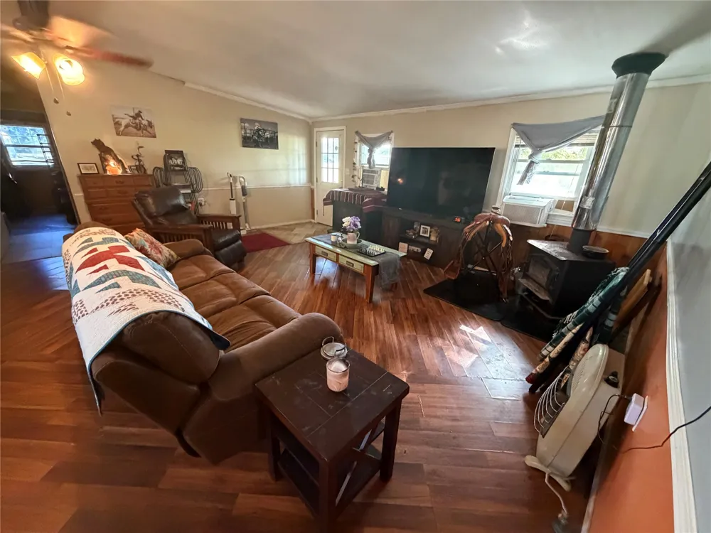 2202 John Dahl Avenue Pawhuska, OK 74056