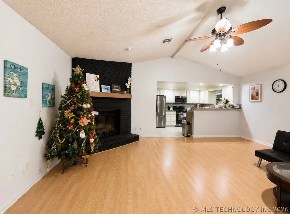 7707 E 89th Place Tulsa, OK 74133