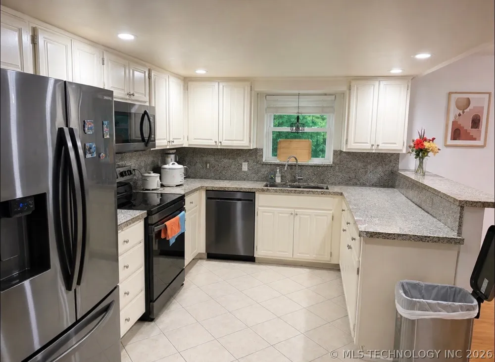 7707 E 89th Place Tulsa, OK 74133