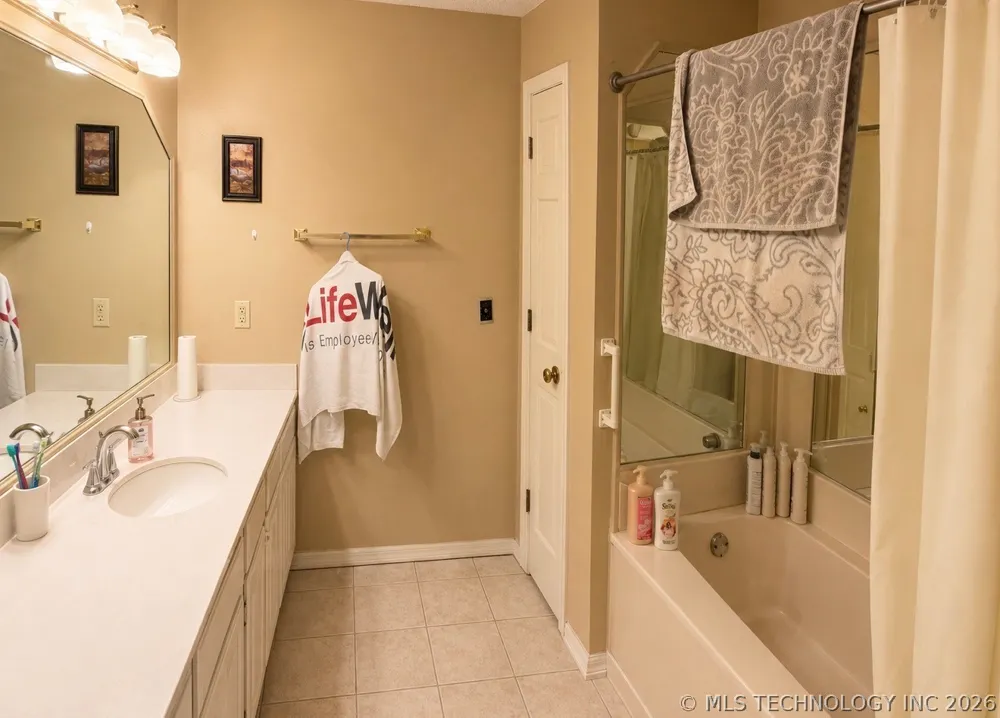 7707 E 89th Place Tulsa, OK 74133
