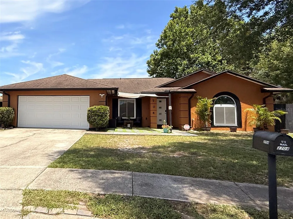 2704 MUSCATELLO STREET Orlando, FL 32837
