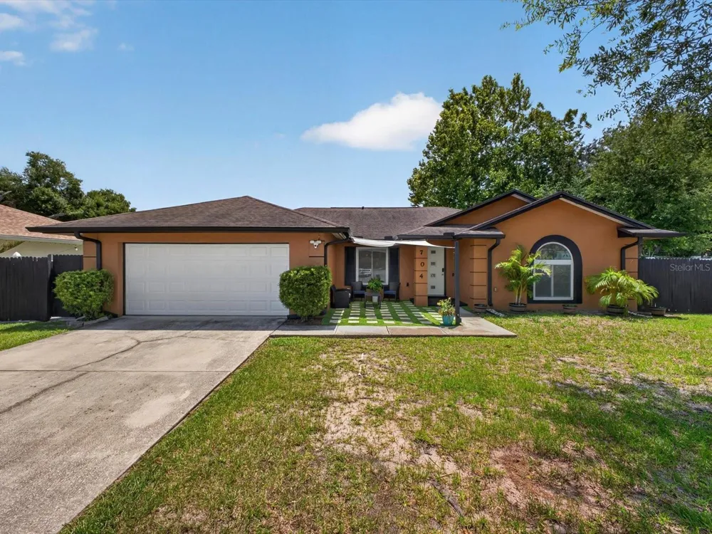 2704 MUSCATELLO STREET Orlando, FL 32837
