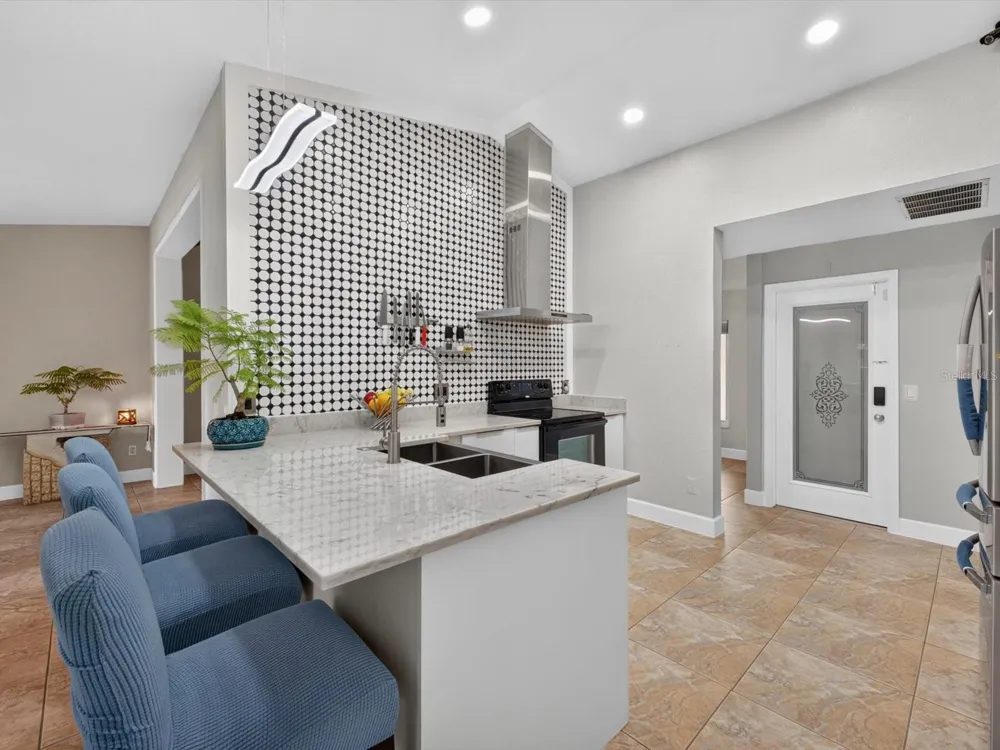 2704 MUSCATELLO STREET Orlando, FL 32837