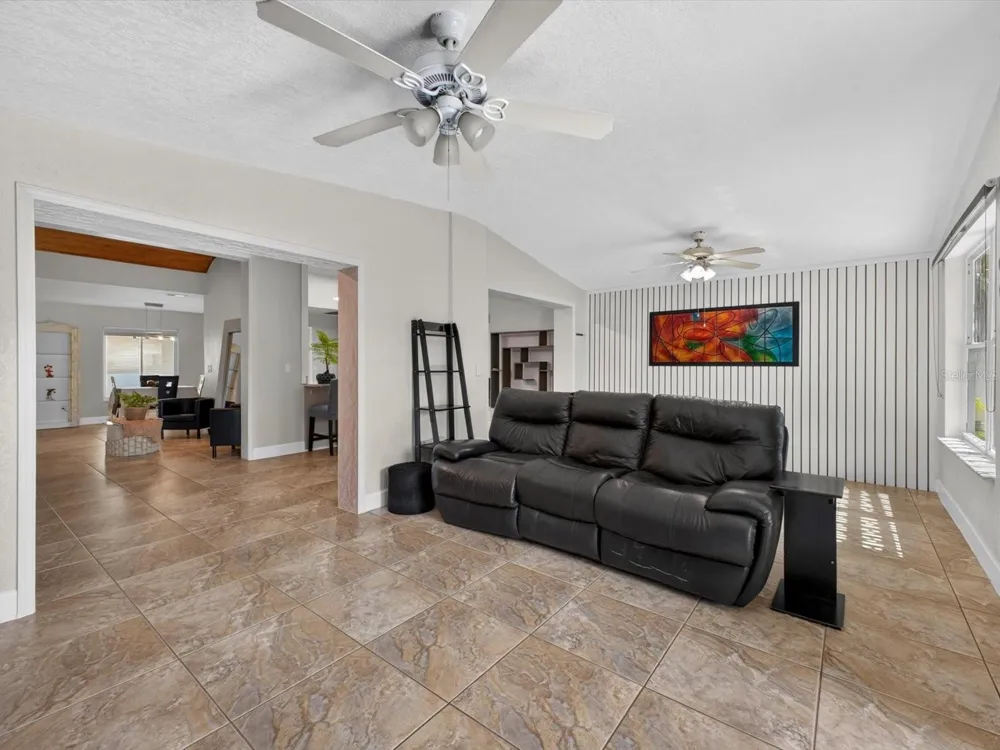 2704 MUSCATELLO STREET Orlando, FL 32837