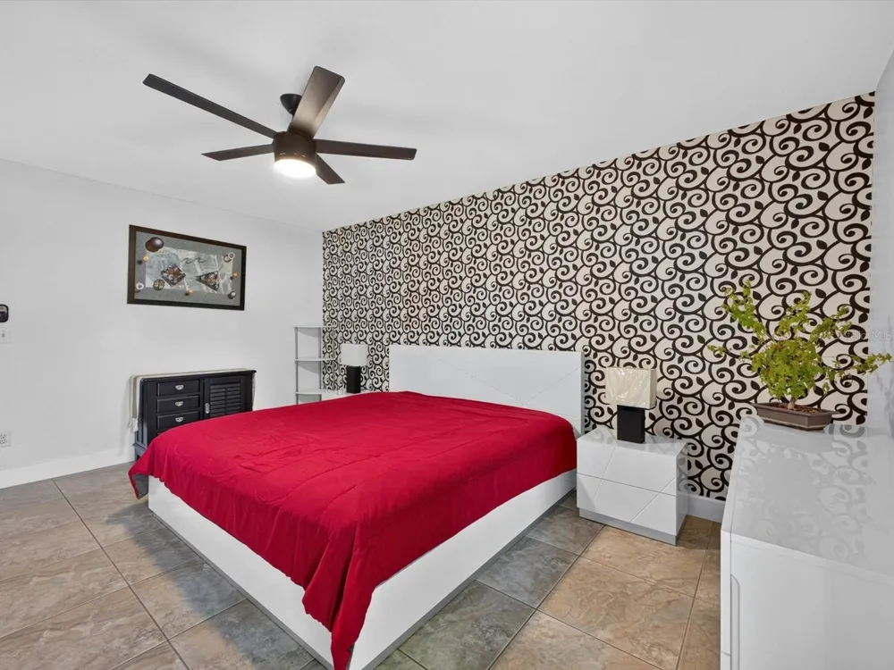 2704 MUSCATELLO STREET Orlando, FL 32837
