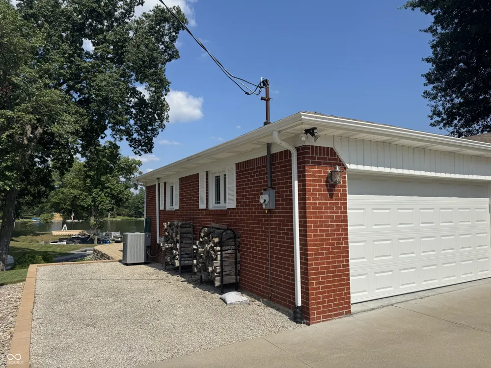 205 W Oneida Trail Greensburg, IN 47240
