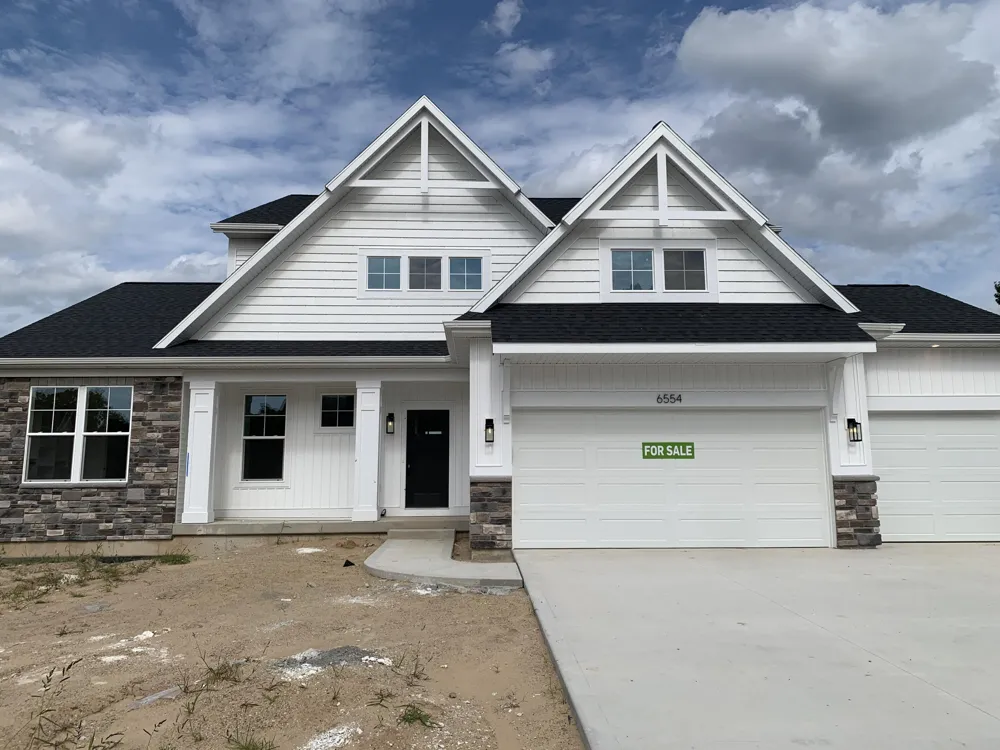 6554 Ravine Point Drive NE Rockford, MI 49341