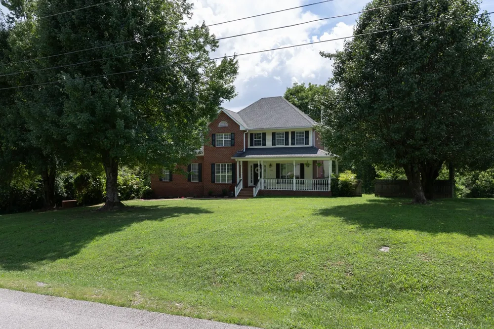 1214 Hollis Terrace Cottontown, TN 37048