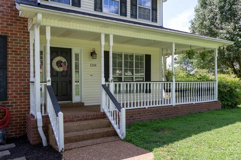 1214 Hollis Terrace Cottontown, TN 37048