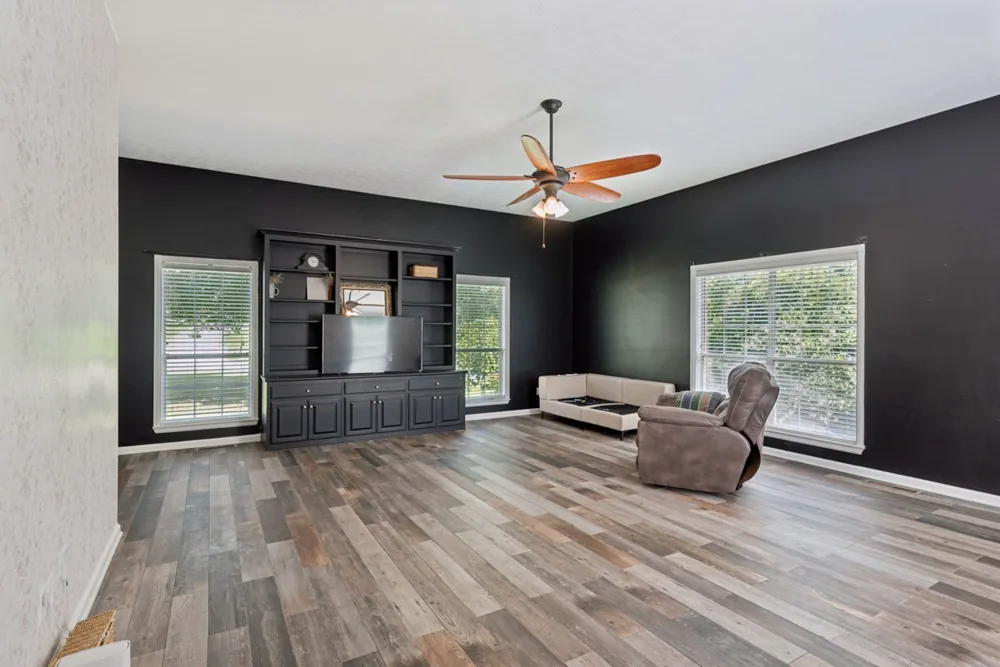 1214 Hollis Terrace Cottontown, TN 37048