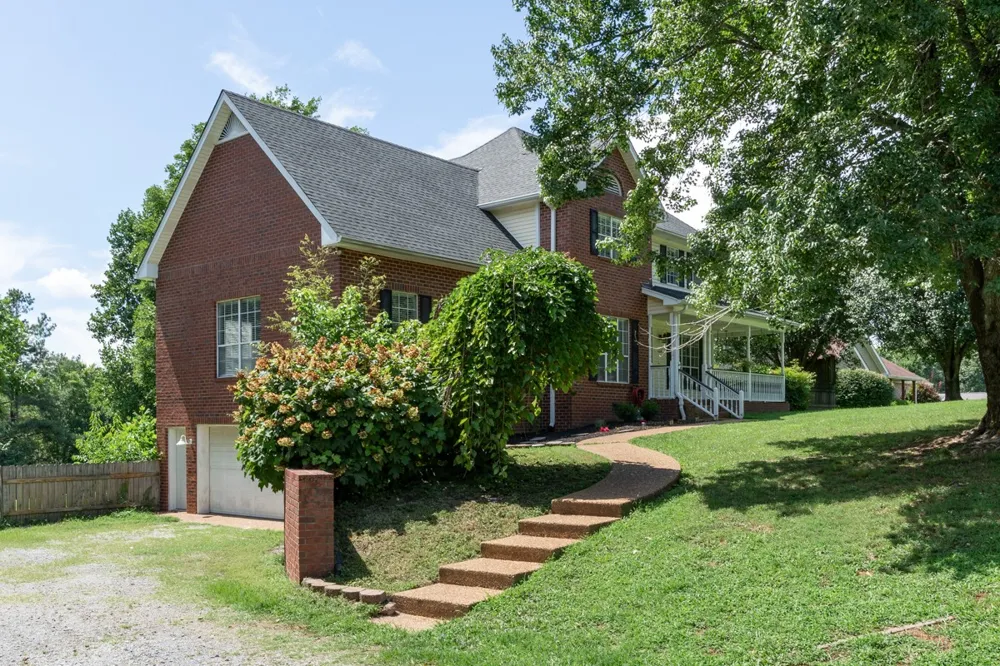 1214 Hollis Terrace Cottontown, TN 37048