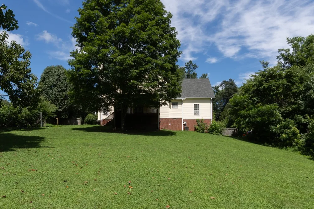 1214 Hollis Terrace Cottontown, TN 37048