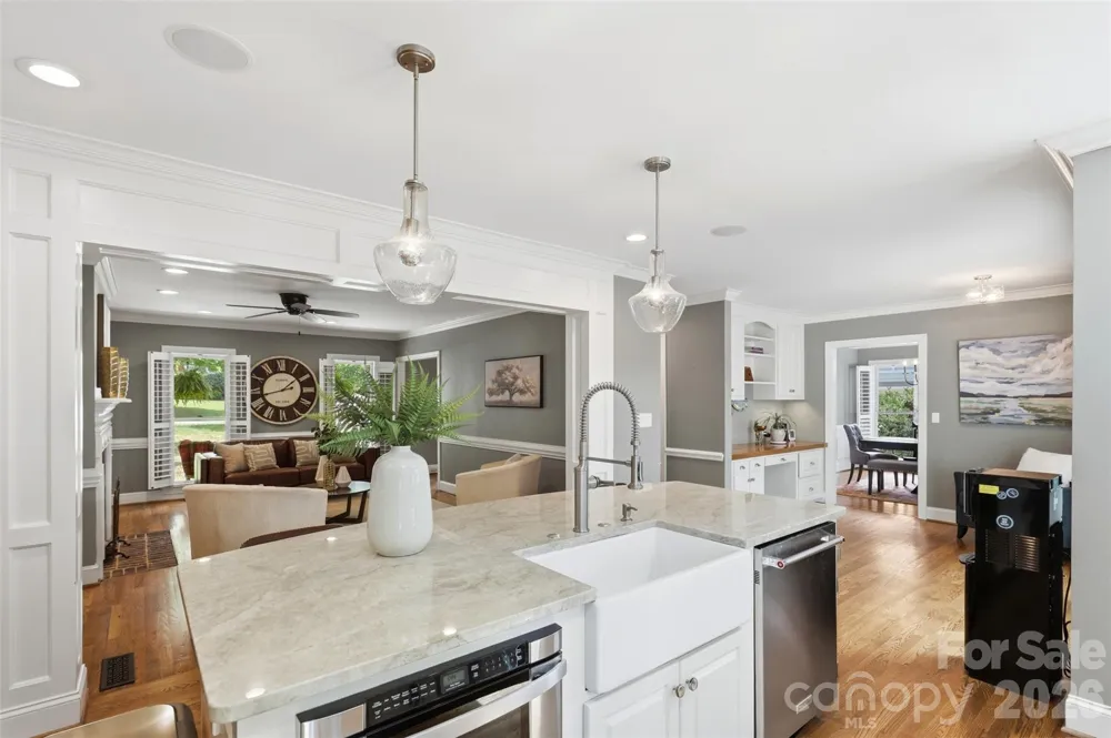 170 S Kimberly Road Davidson, NC 28036