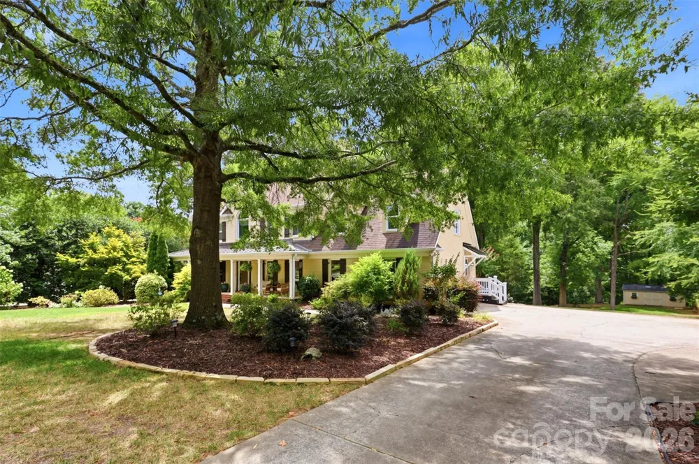 170 S Kimberly Road Davidson, NC 28036