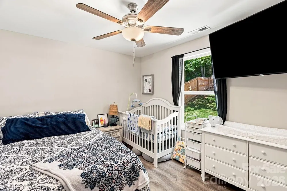 98 Dryid Hill Road Swannanoa, NC 28778