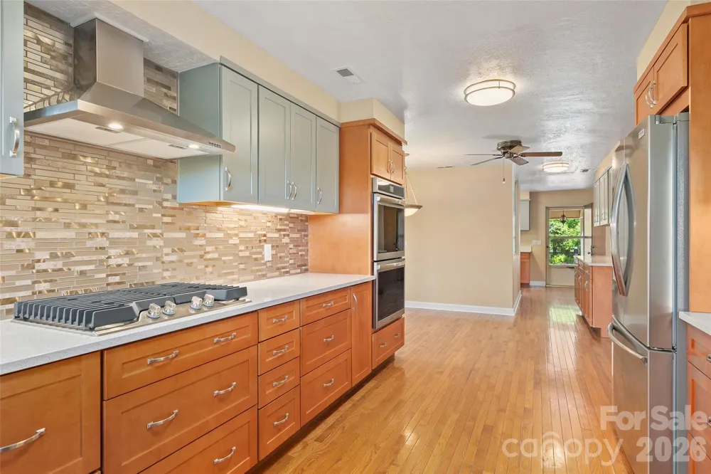142 Country Club Drive Waynesville, NC 28786