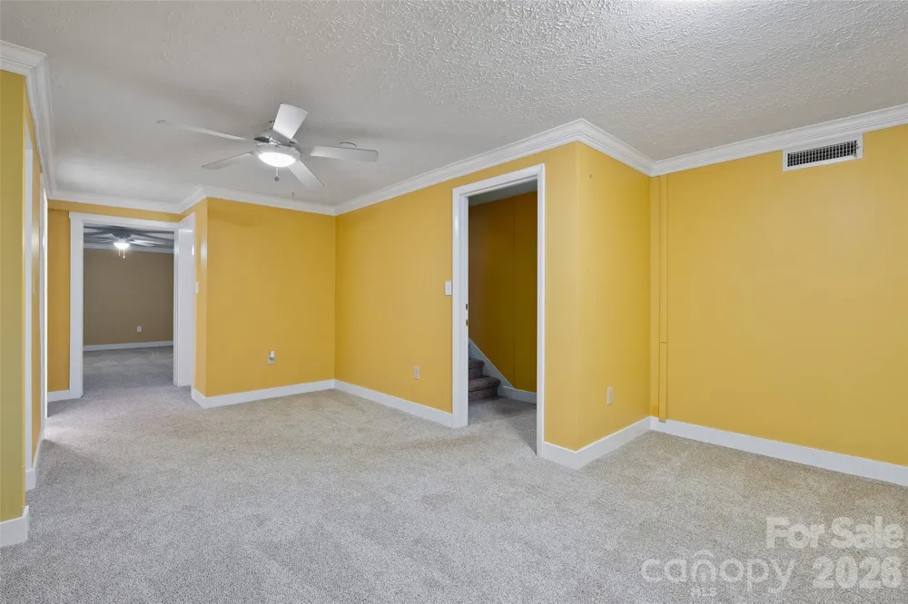 142 Country Club Drive Waynesville, NC 28786