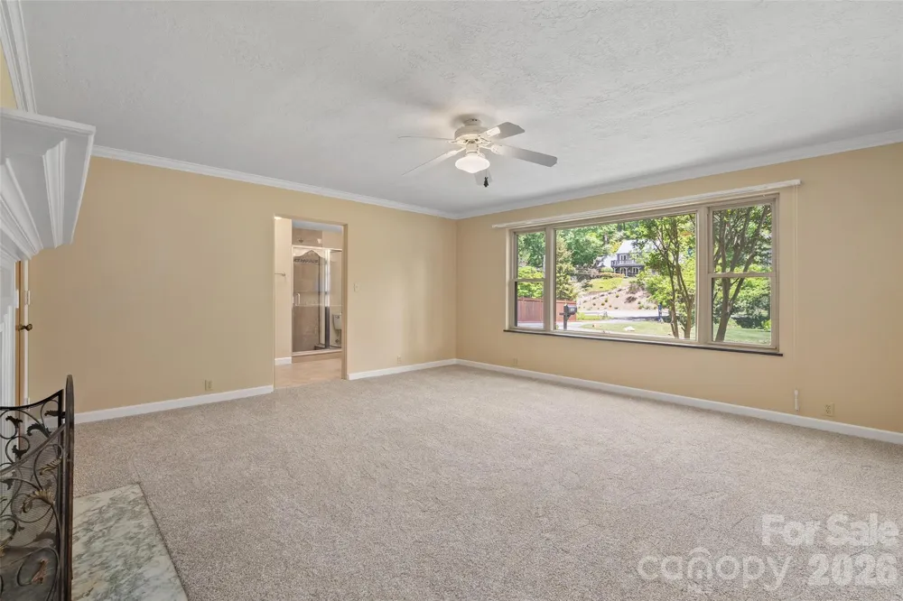 142 Country Club Drive Waynesville, NC 28786