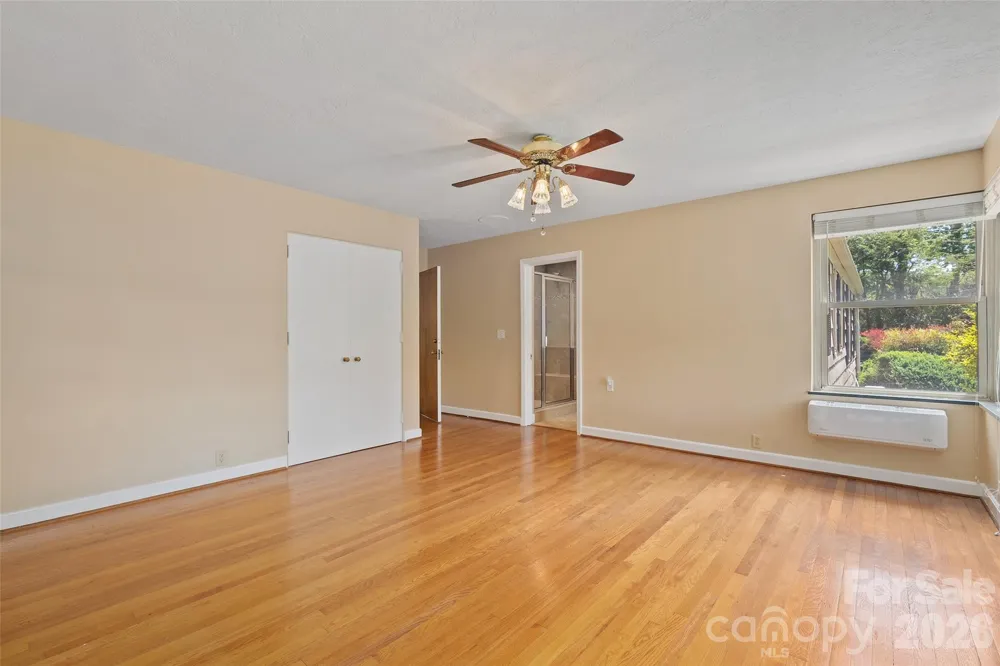 142 Country Club Drive Waynesville, NC 28786