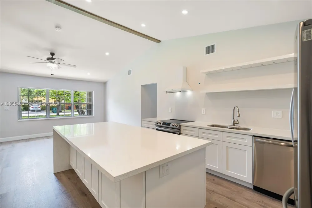 11511 SW 81st Rd #11511 Pinecrest, FL 33156