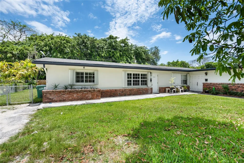 11511 SW 81st Rd #11511 Pinecrest, FL 33156
