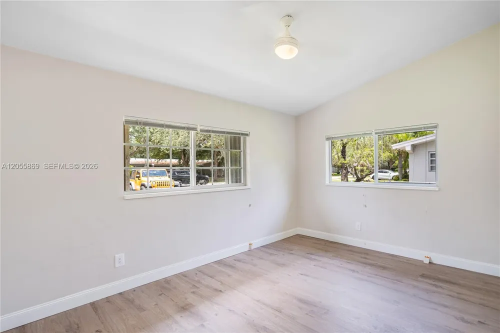 11511 SW 81st Rd #11511 Pinecrest, FL 33156
