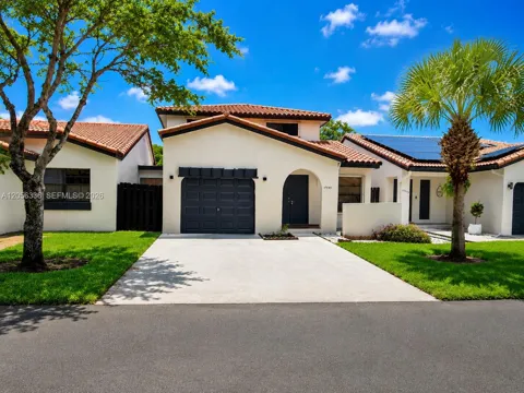 17343 NW 66th Pl