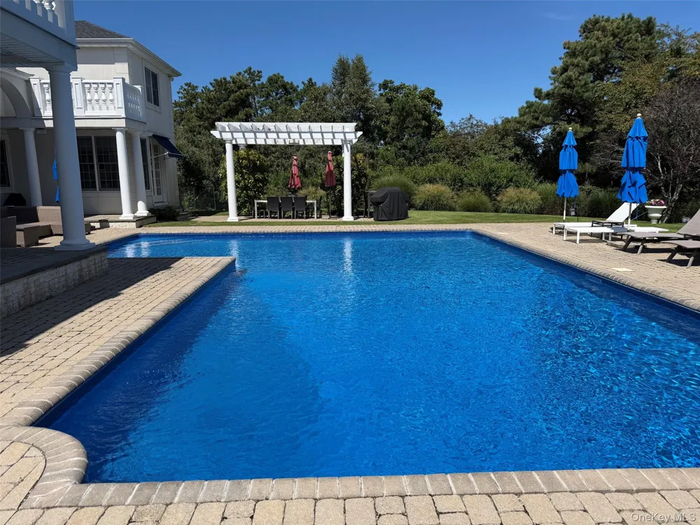 3 Polo Grounds Lane East Quogue, NY 11942