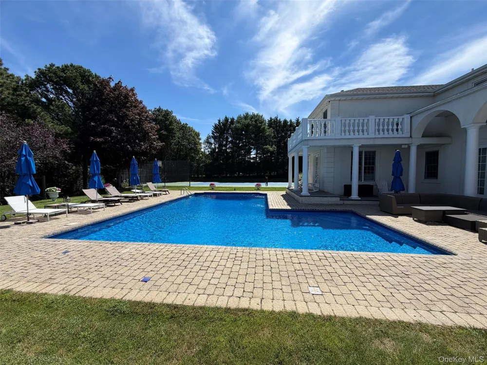 3 Polo Grounds Lane East Quogue, NY 11942