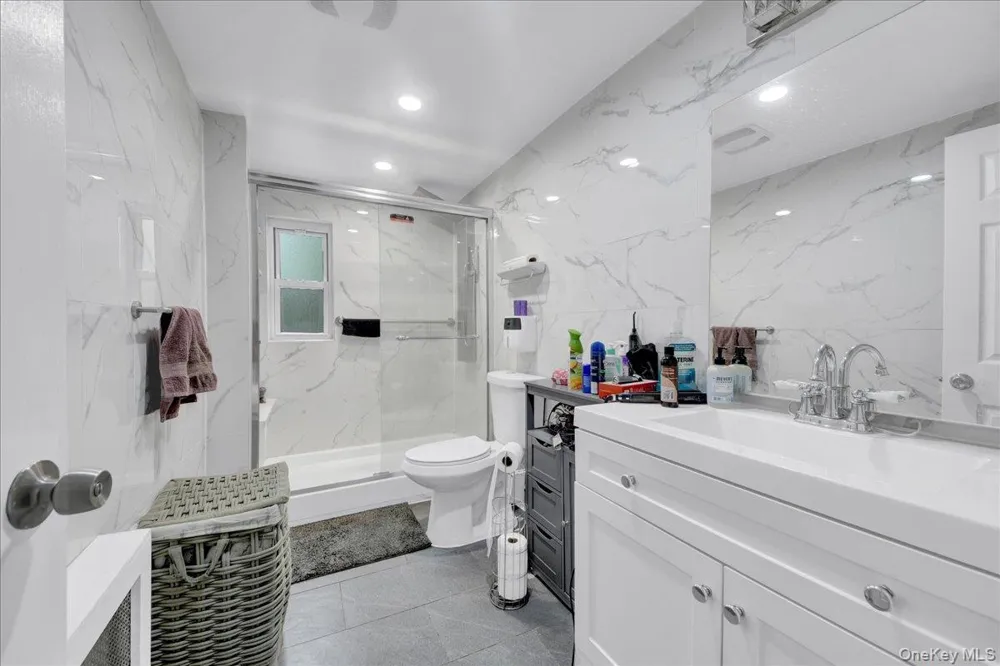 1804 Seminole Avenue Bronx, NY 10461