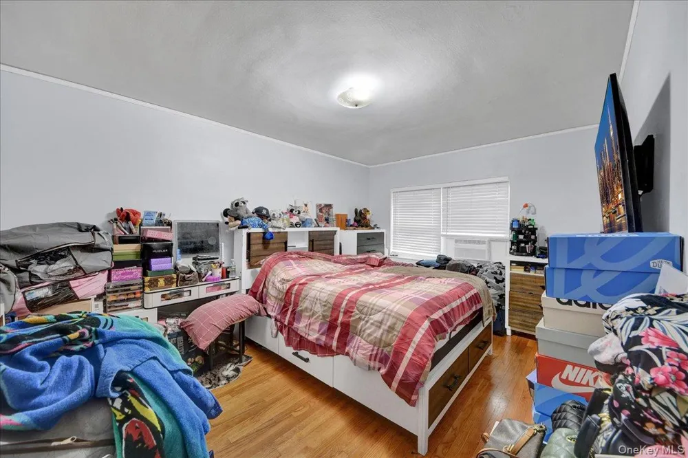 1804 Seminole Avenue Bronx, NY 10461