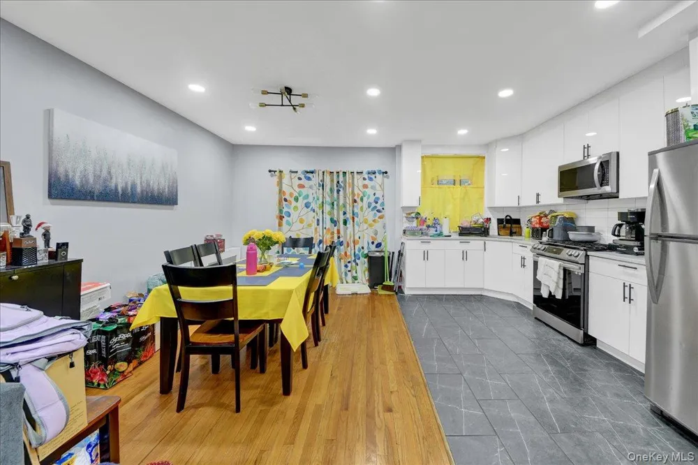 1804 Seminole Avenue Bronx, NY 10461