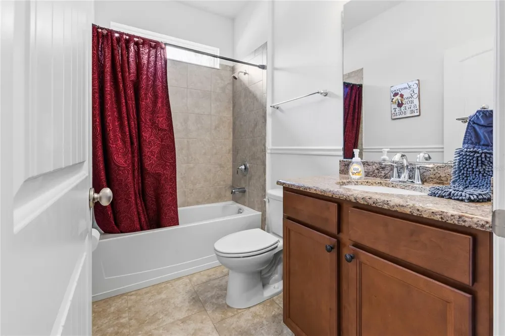 433 AMETHYST AVENUE Auburndale, FL 33823
