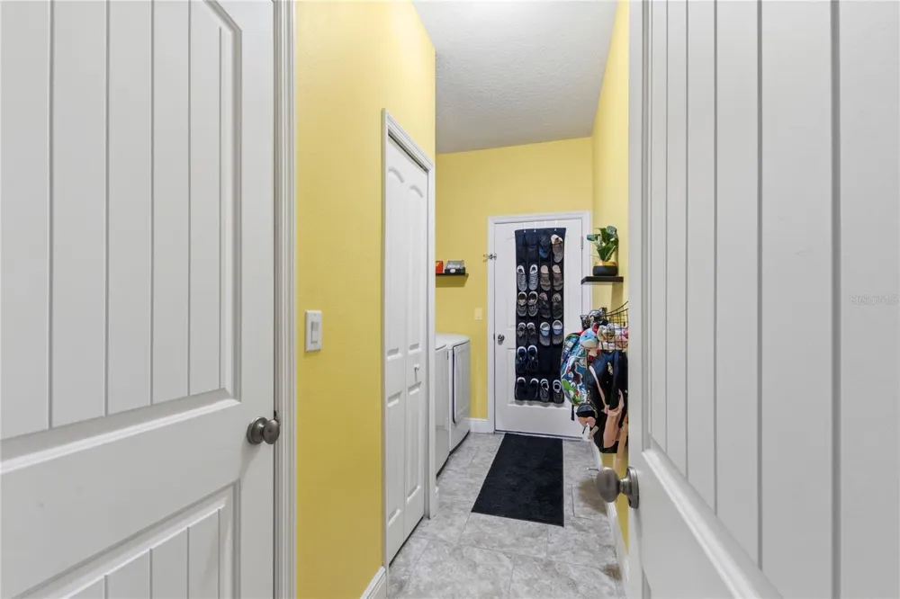 433 AMETHYST AVENUE Auburndale, FL 33823