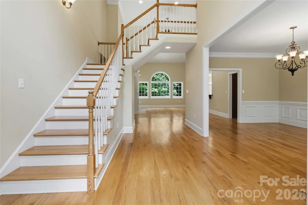 280 Catawba Crest Lane Lake Wylie, SC 29710