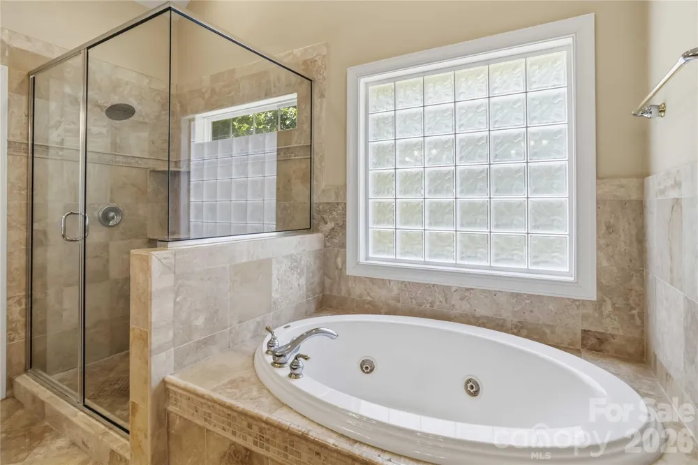 280 Catawba Crest Lane Lake Wylie, SC 29710