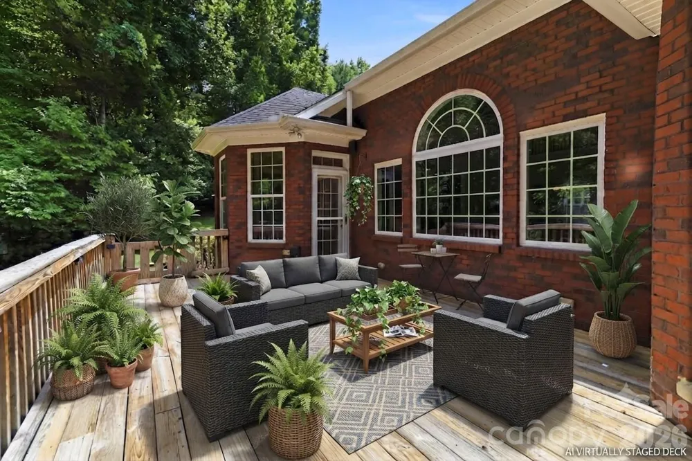280 Catawba Crest Lane Lake Wylie, SC 29710