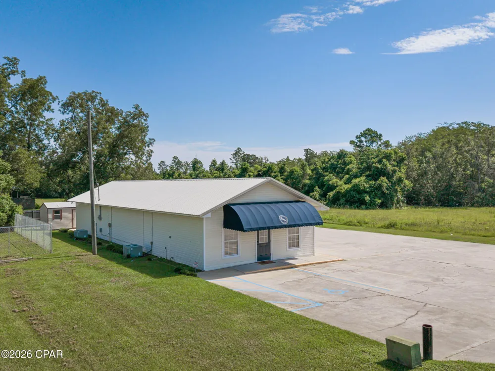 1552 Brickyard Road Chipley, FL 32428