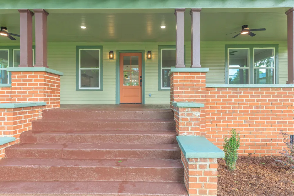912 S Chattanooga Street LaFayette, GA 30728