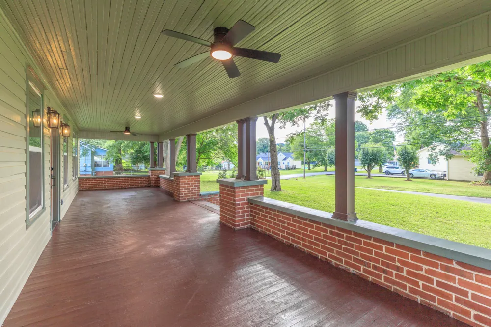 912 S Chattanooga Street LaFayette, GA 30728