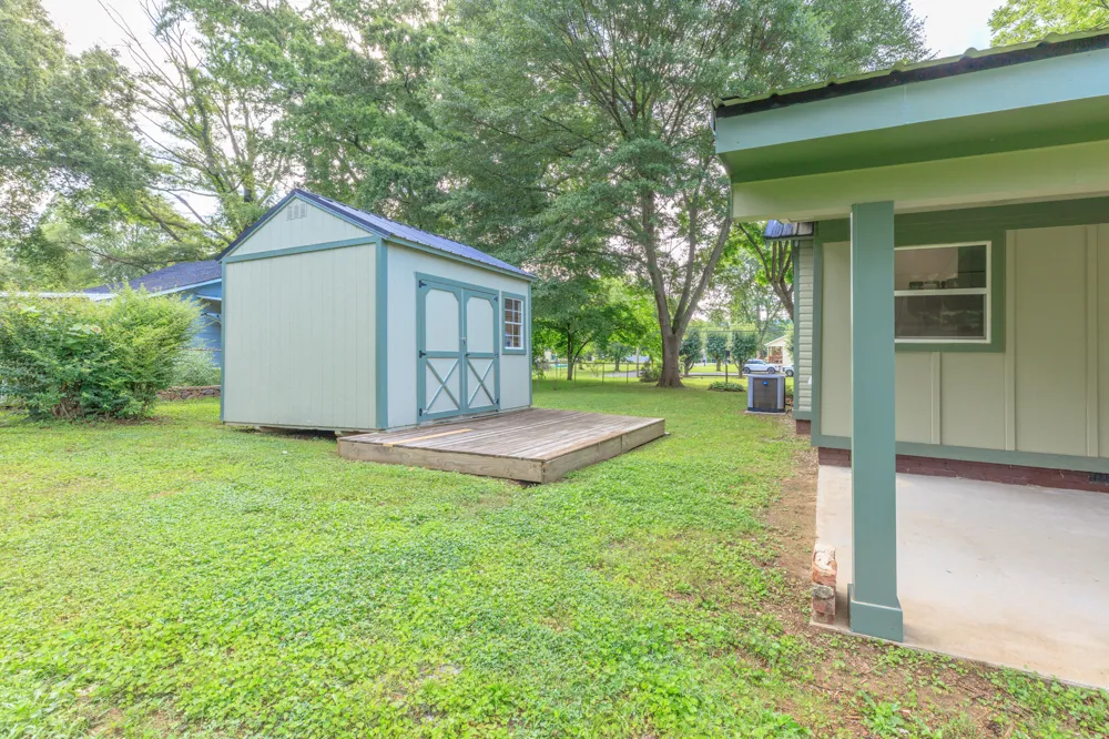 912 S Chattanooga Street LaFayette, GA 30728