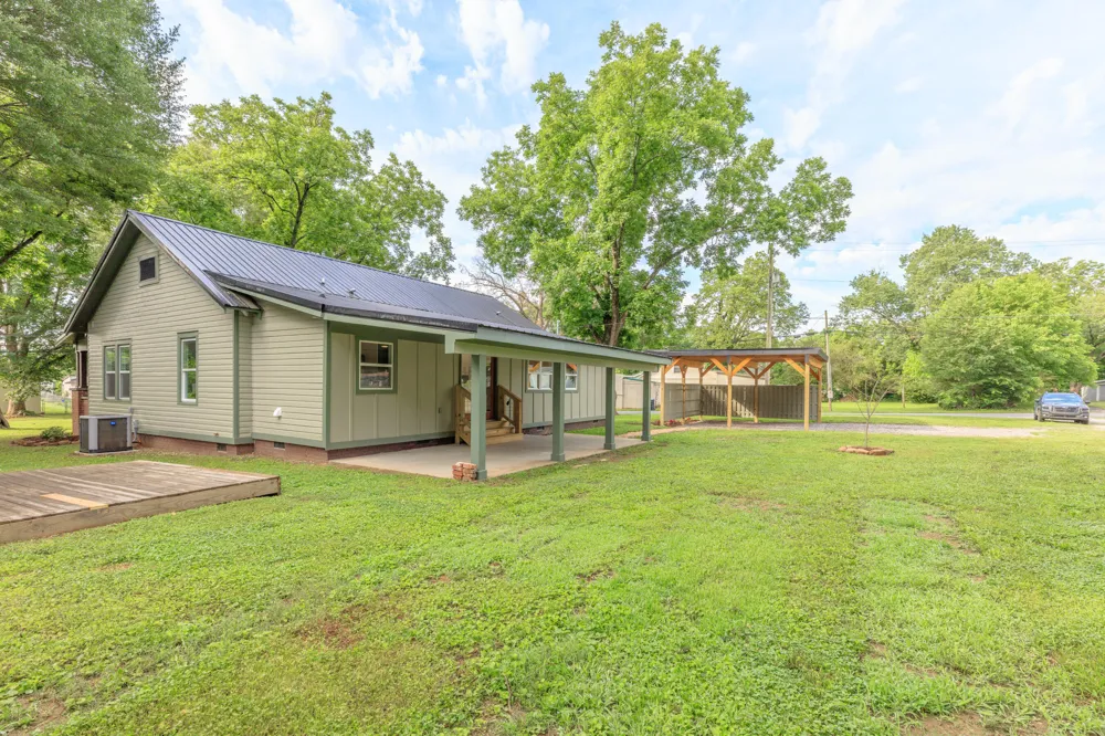 912 S Chattanooga Street LaFayette, GA 30728