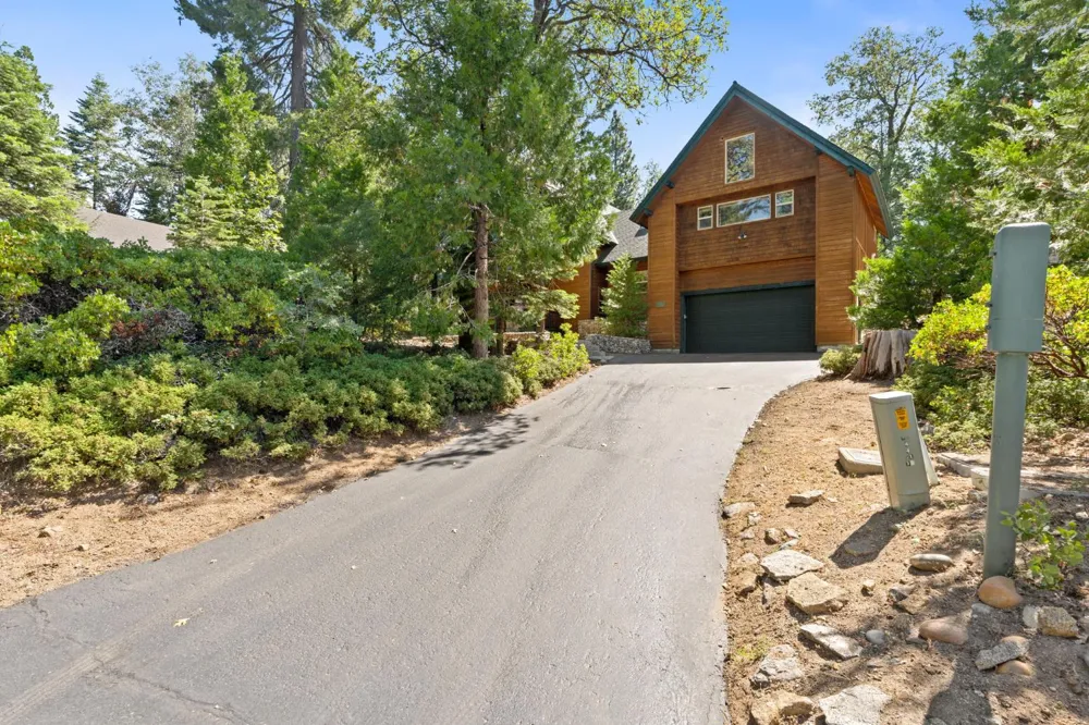 42331 Granite Rim Shaver Lake, CA 93664