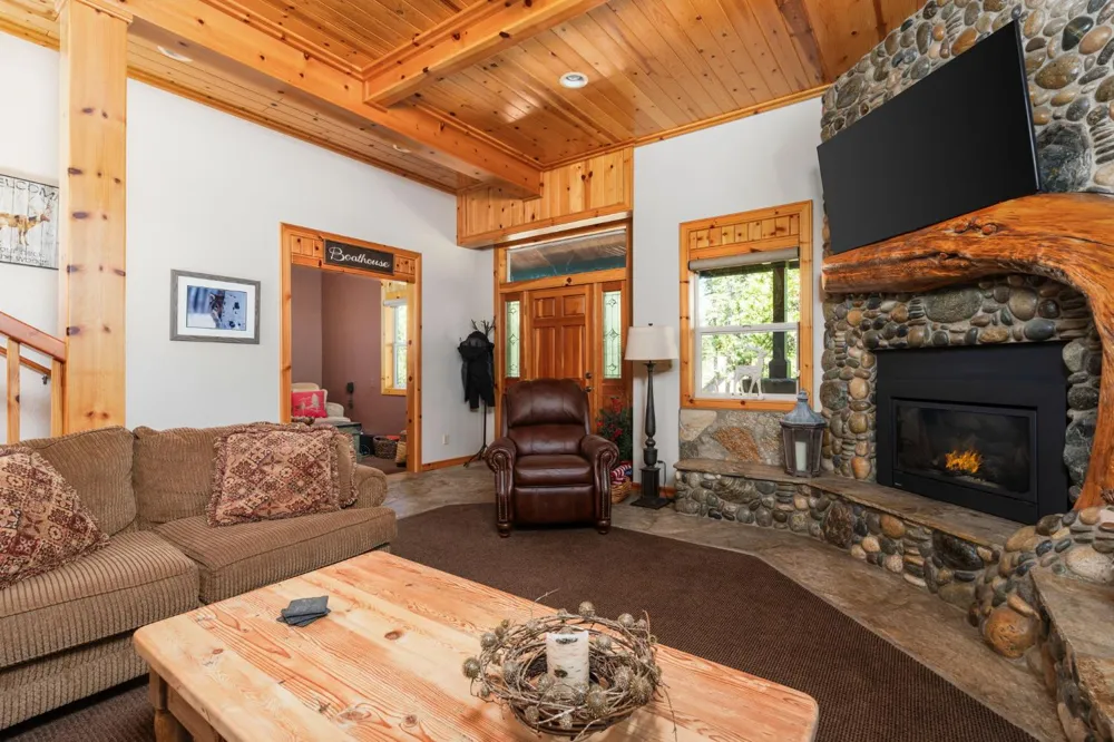42331 Granite Rim Shaver Lake, CA 93664